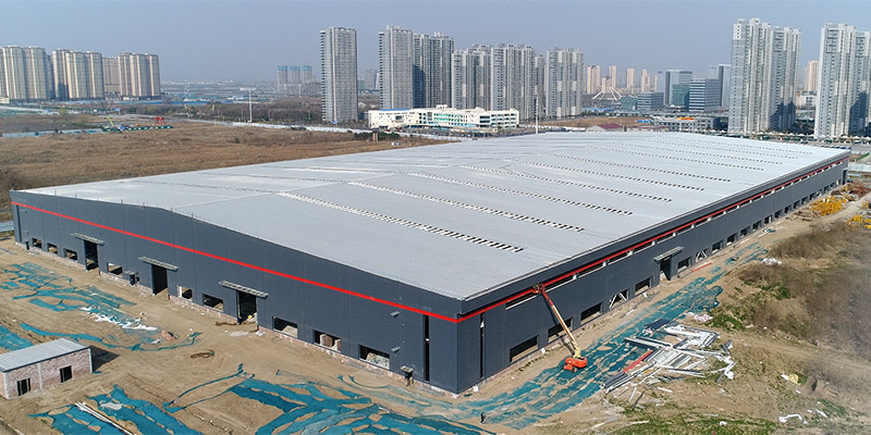 环球国际钢结构厂房外墙施工进度跟进