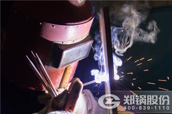 环球国际股份举办铆焊工技术比武竞赛